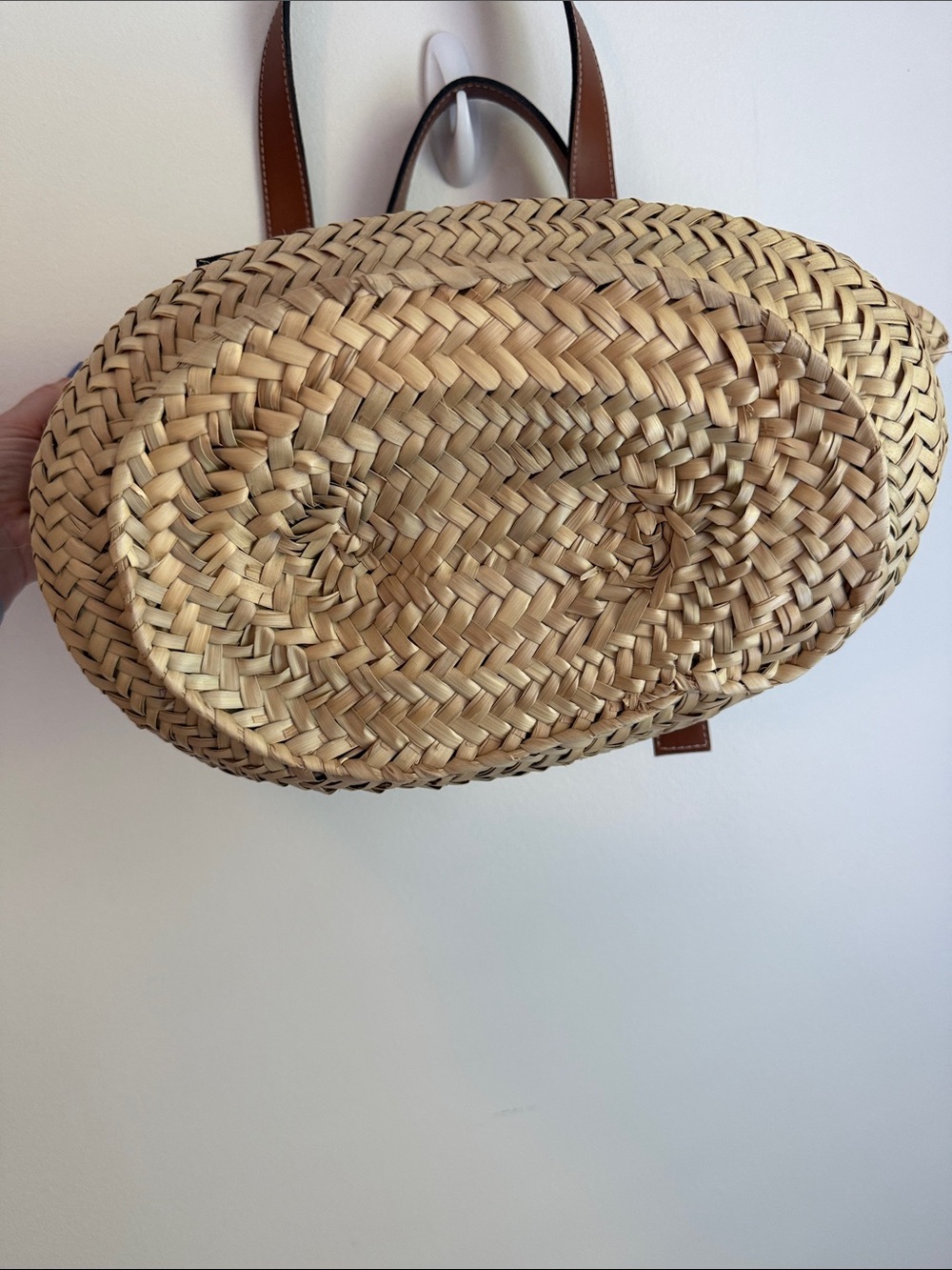 Poolside Medium Straw Tote - Picture 5 of 5